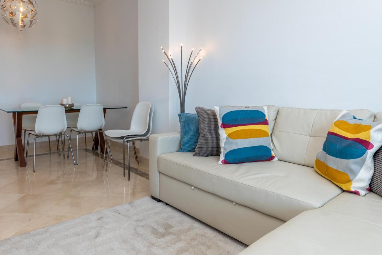 Apartament 2Br Calanova Grand Golf - Wifi/Ac/Pool Malaga Zewnętrze zdjęcie