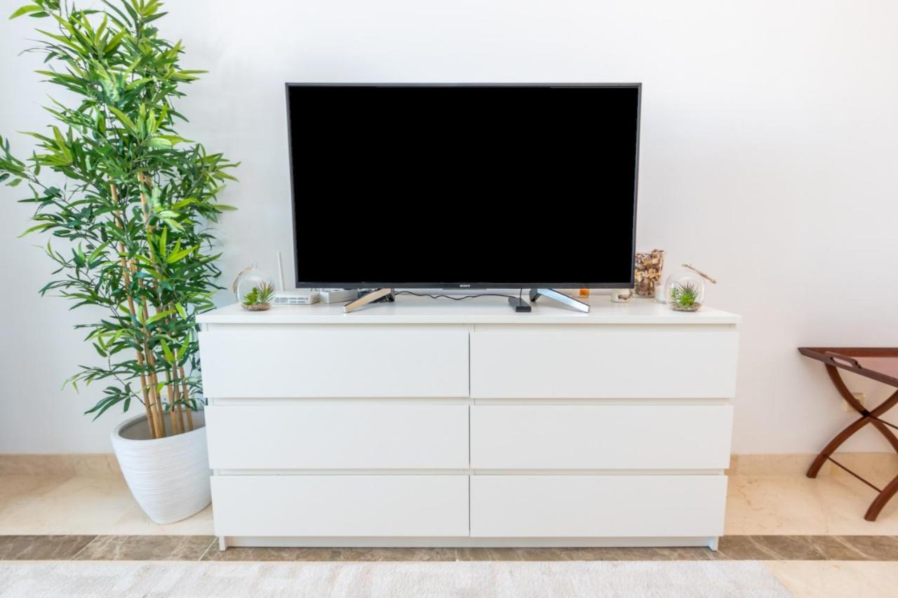 Apartament 2Br Calanova Grand Golf - Wifi/Ac/Pool Malaga Zewnętrze zdjęcie