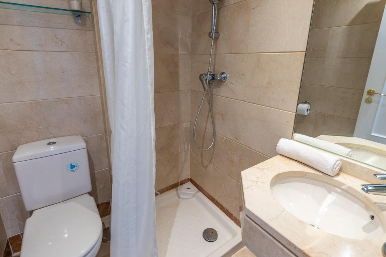 Apartament 2Br Calanova Grand Golf - Wifi/Ac/Pool Malaga Zewnętrze zdjęcie