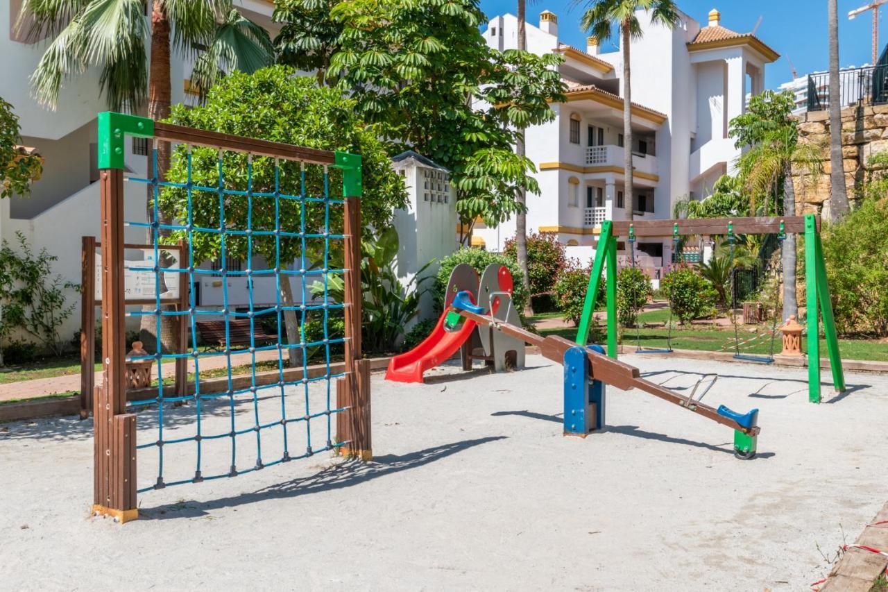 Apartament 2Br Calanova Grand Golf - Wifi/Ac/Pool Malaga Zewnętrze zdjęcie