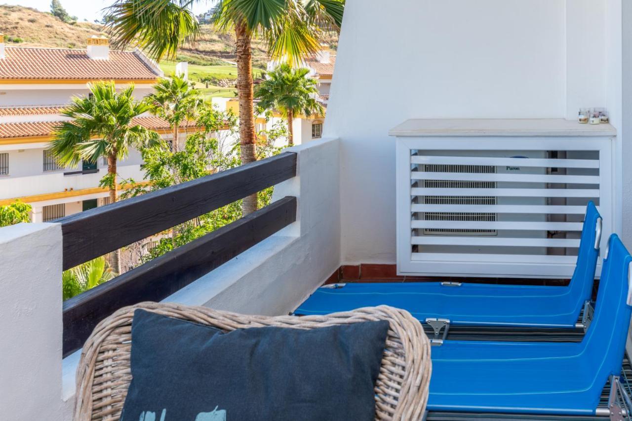 Apartament 2Br Calanova Grand Golf - Wifi/Ac/Pool Malaga Zewnętrze zdjęcie