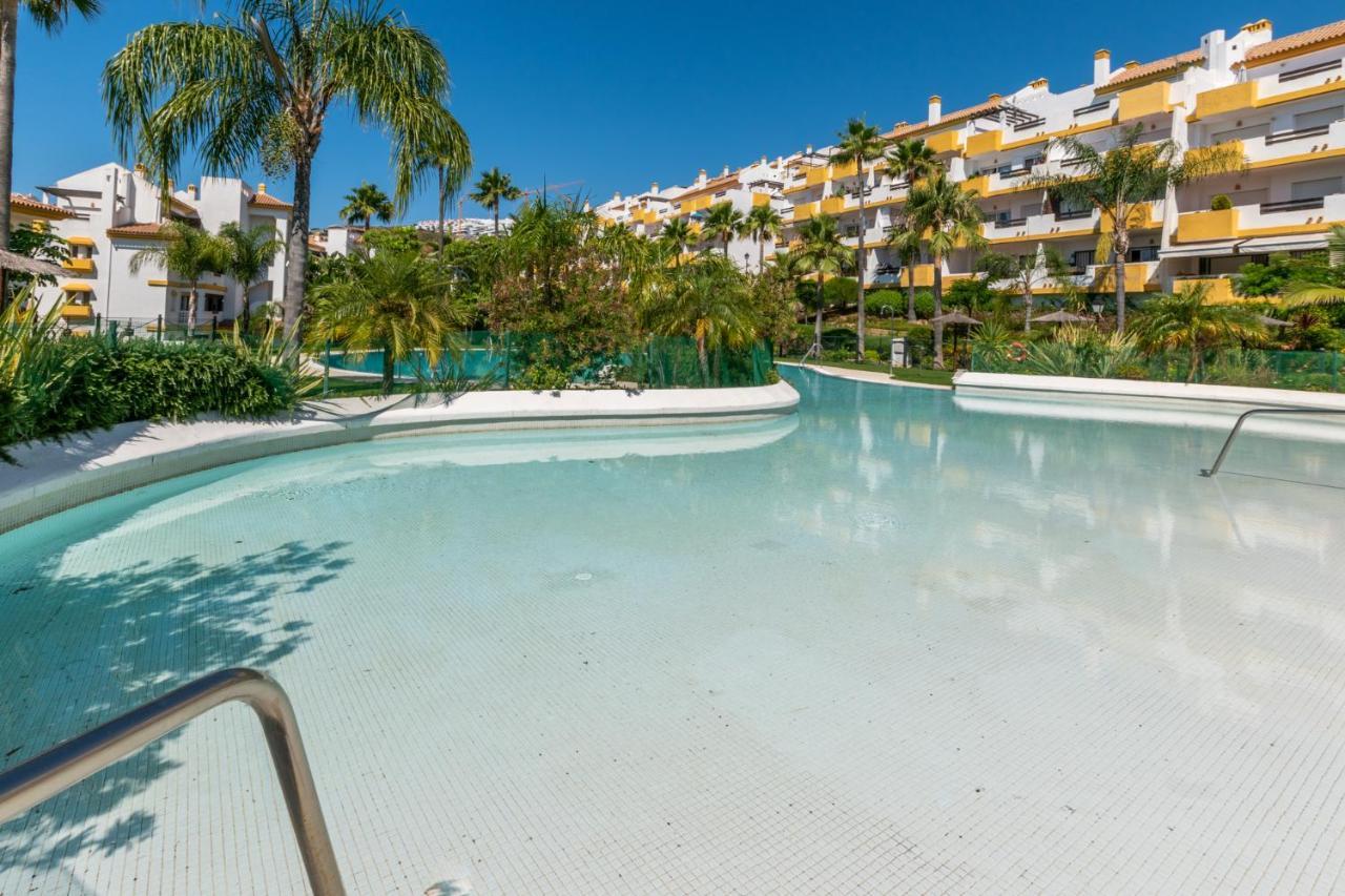 Apartament 2Br Calanova Grand Golf - Wifi/Ac/Pool Malaga Zewnętrze zdjęcie