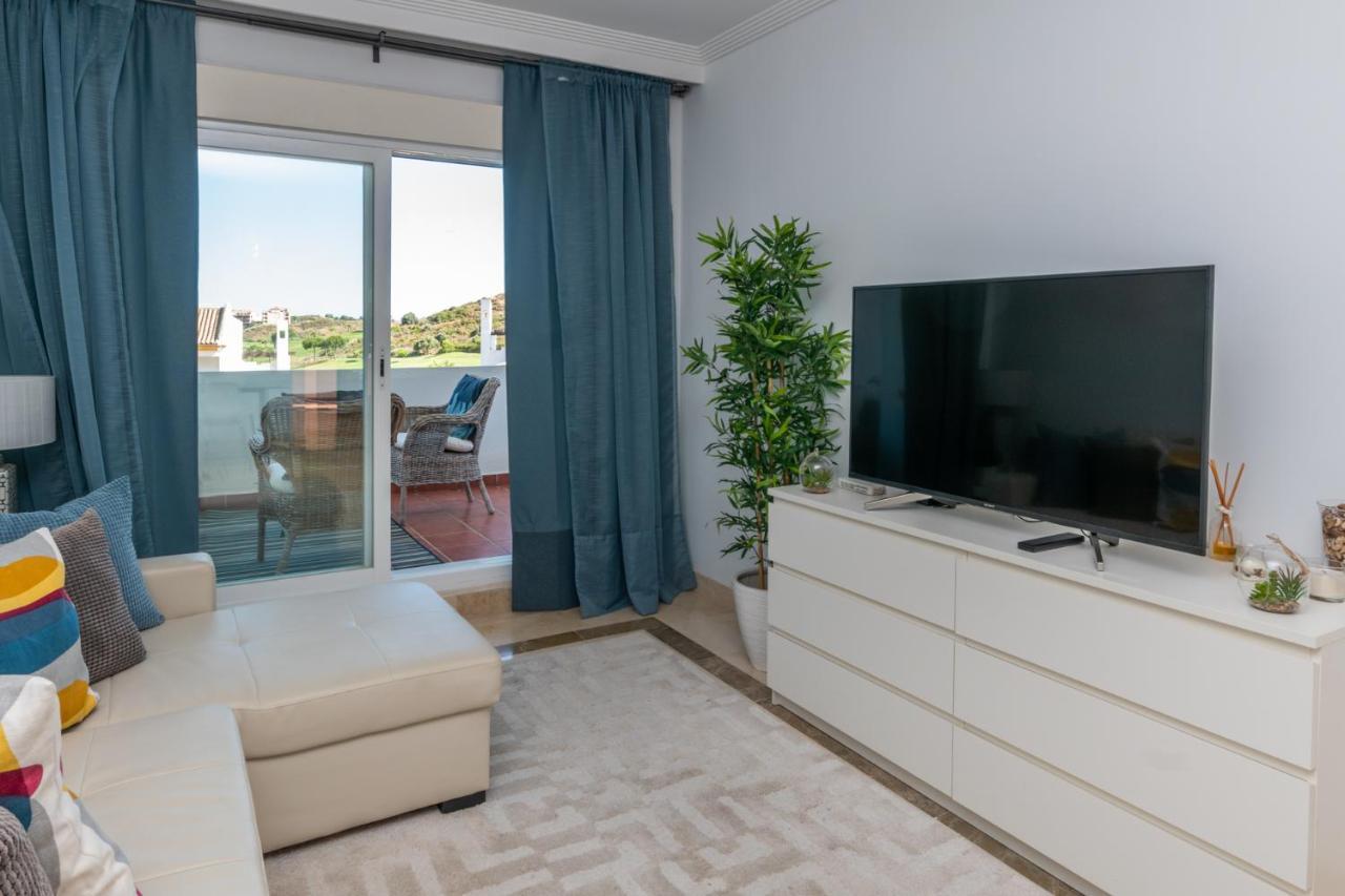 Apartament 2Br Calanova Grand Golf - Wifi/Ac/Pool Malaga Zewnętrze zdjęcie