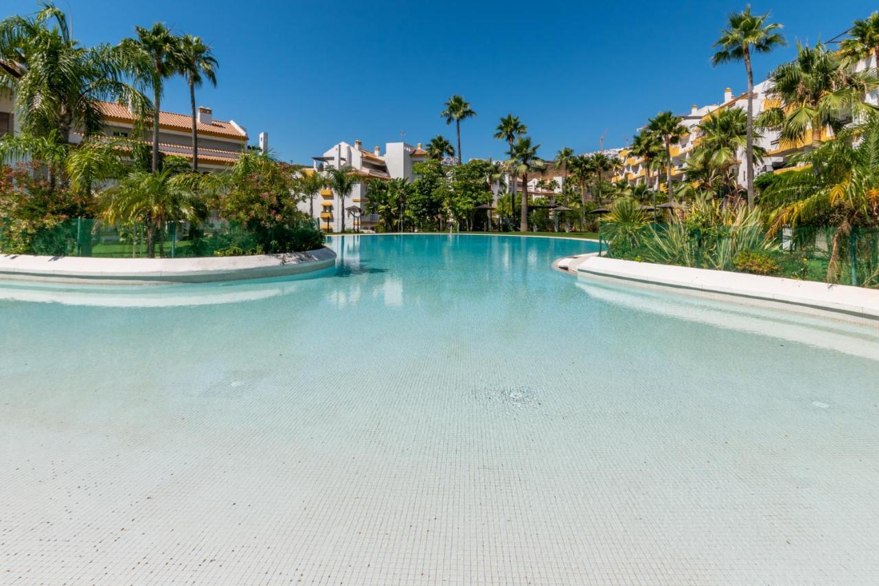 Apartament 2Br Calanova Grand Golf - Wifi/Ac/Pool Malaga Zewnętrze zdjęcie